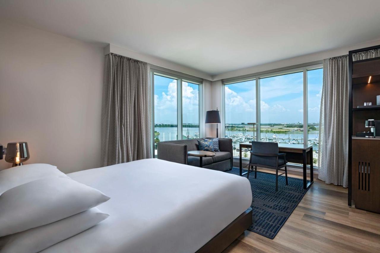 Hyatt Regency Baytown-Houston Hotel Exterior photo